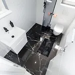 شقة Ella *
