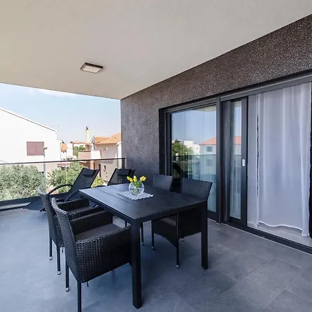 Ella Apartmán Vodice