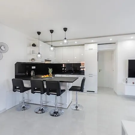 Apartment Ella