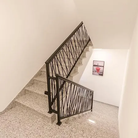 Apartment Ella