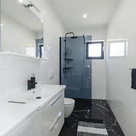 Ella Apartmán Vodice