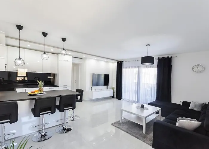 Ella * ヴォディツェ