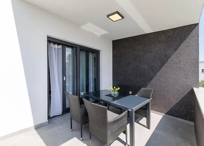 アパート Ella ヴォディツェ